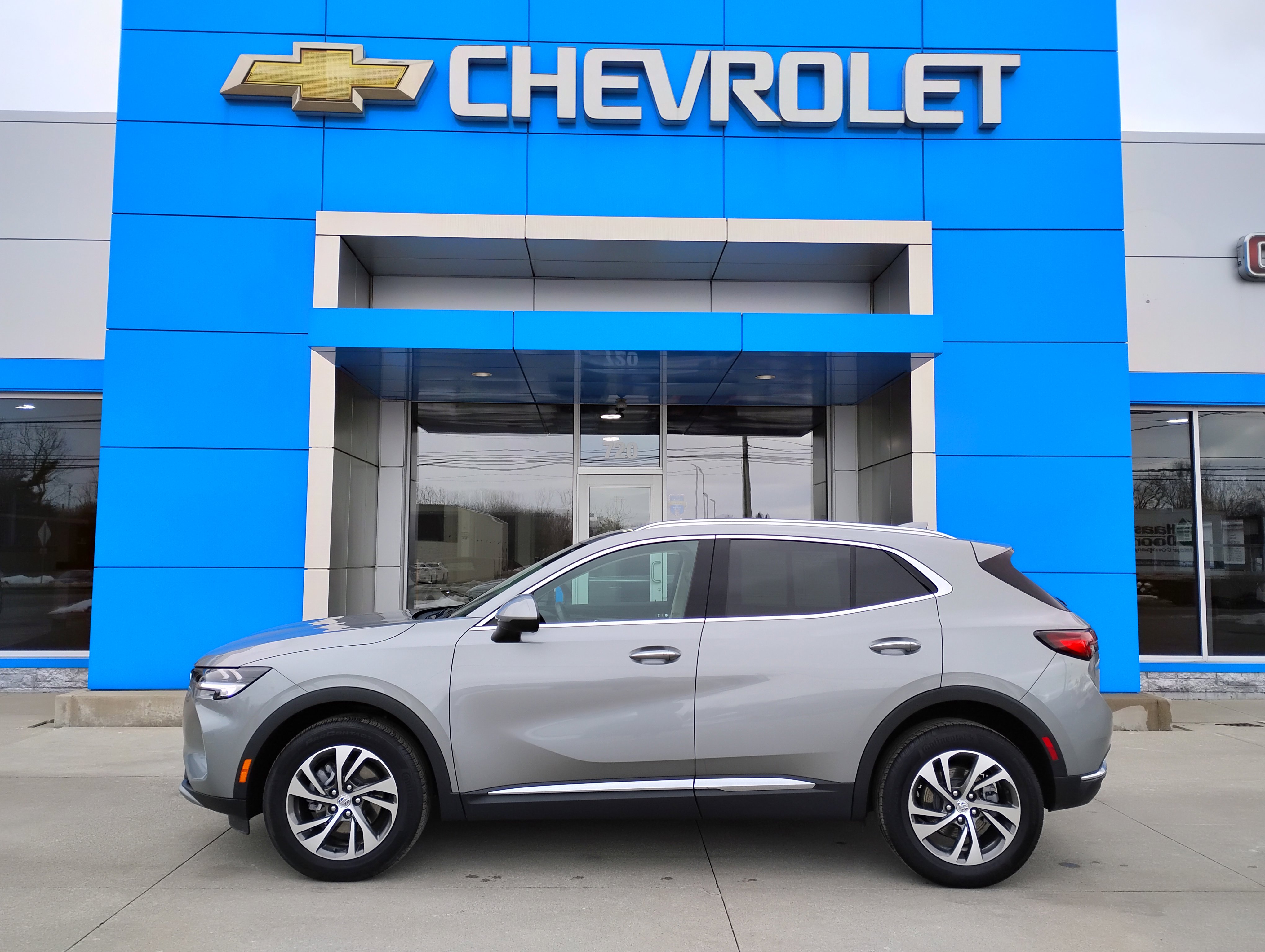 Used 2023 Buick Envision Essence image 31