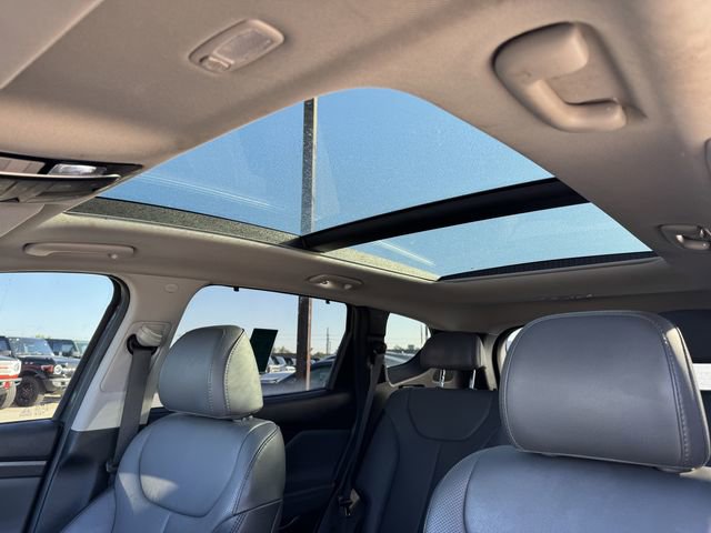 Used 2023 Hyundai Santa Fe SEL w/ Premium Package AWD/4WD image 7