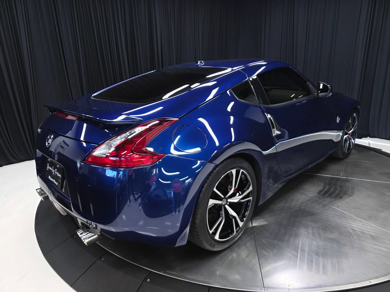 Used 2020 Nissan 370Z NISMO RWD image 47