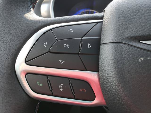 New 2027 Chrysler Pacifica Select FWD image 28