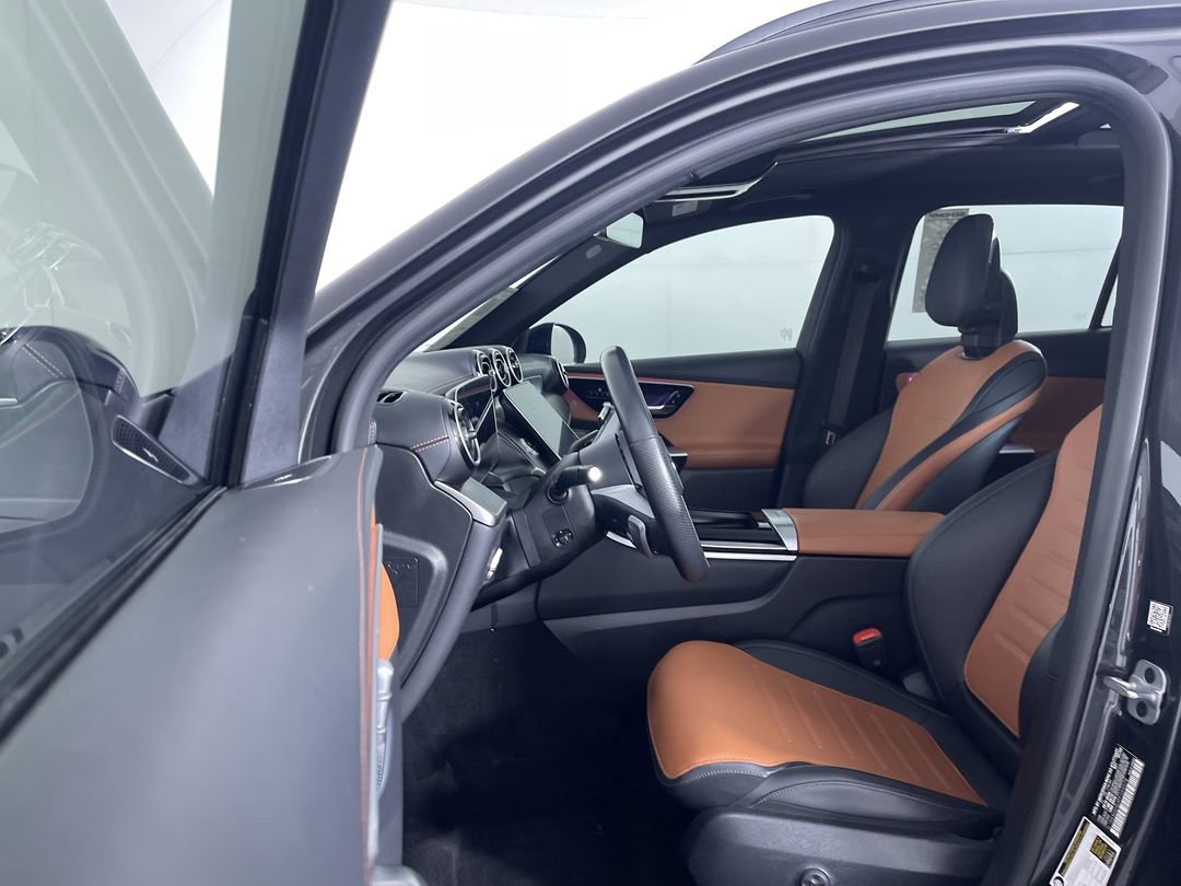 Used 2023 Mercedes-Benz GLC 300 4MATIC image 19