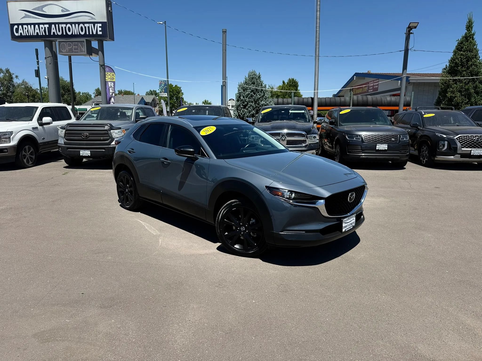 Used 2025 MAZDA CX-30 AWD 2.5 S w/ Preferred Package image 3