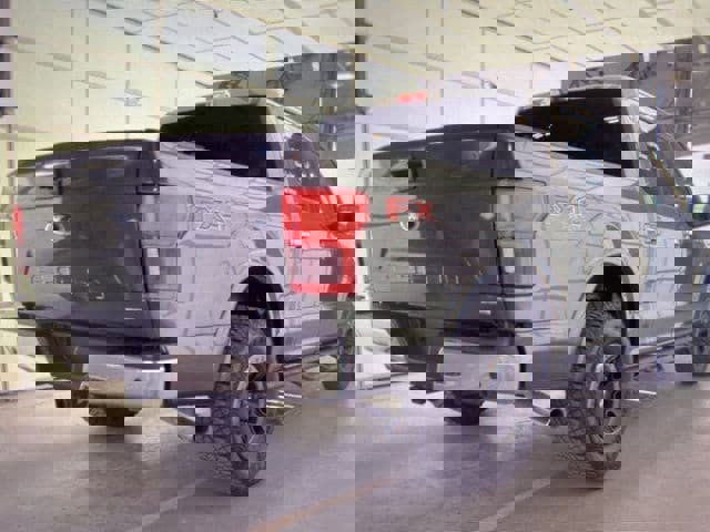 Used 2020 Ford F150 Lariat image 6