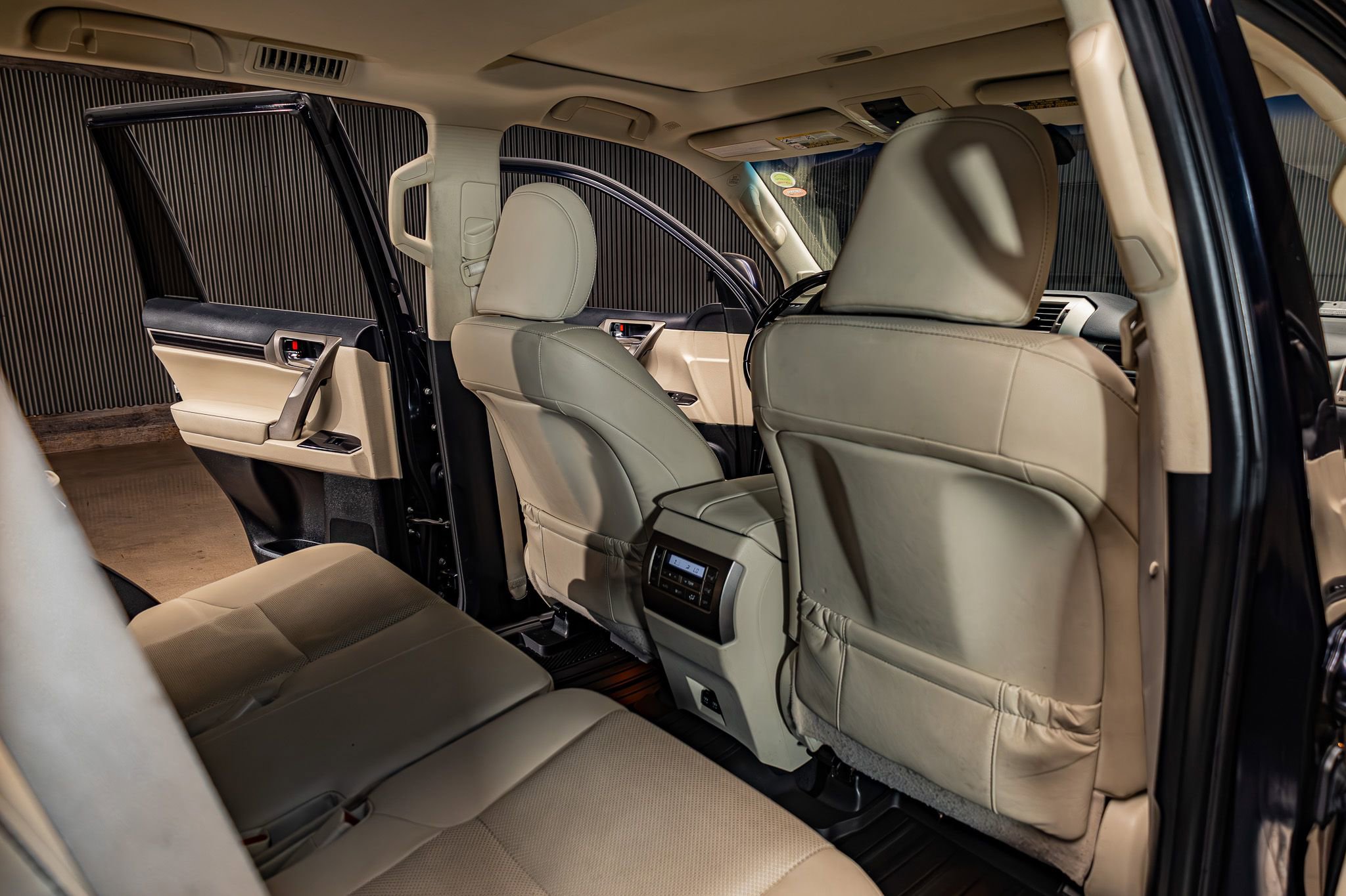 Used 2021 Lexus GX 460 Premium w/ Premium Package AWD/4WD image 27