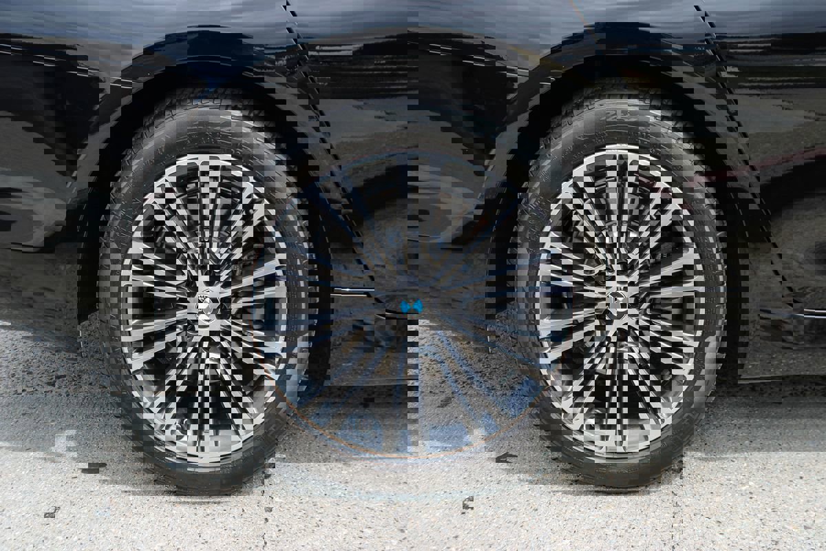 Used 2017 BMW 530i RWD image 38