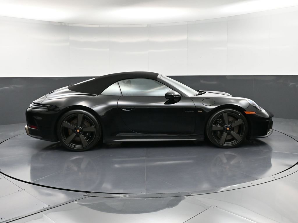New 2026 Porsche 911 Carrera 4 GTS image 9