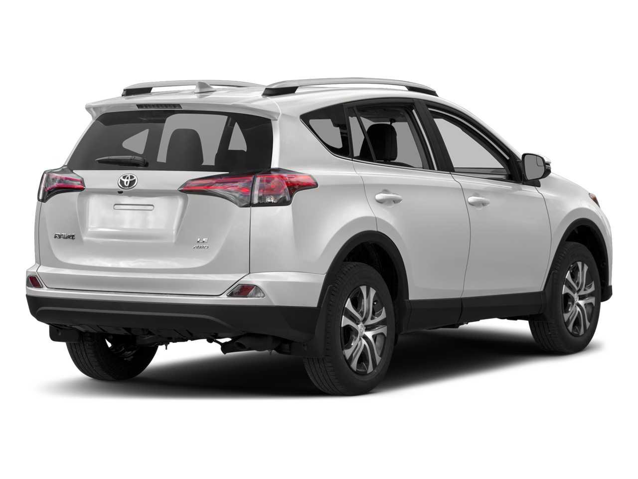 Used 2017 Toyota RAV4 LE image 2