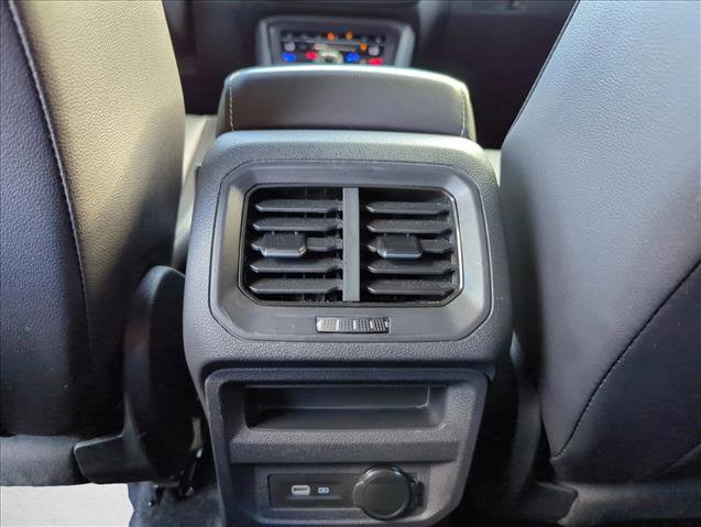 Used 2022 Volkswagen Tiguan SE R-Line image 20