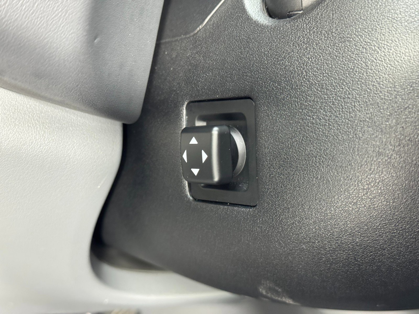 Used 2024 Kia EV9 Land image 20