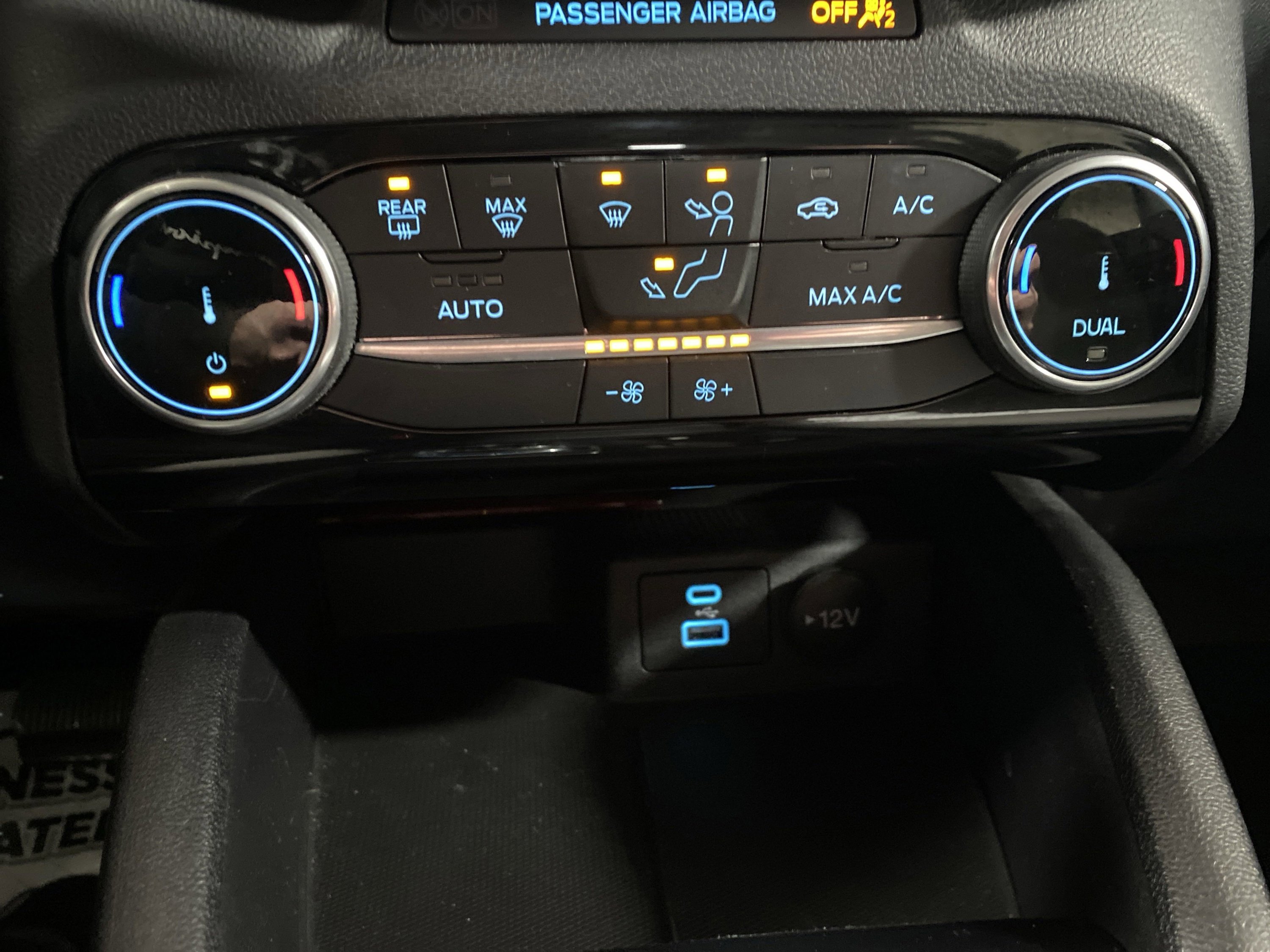 Used 2022 Ford Escape SE w/ Convenience Package image 26