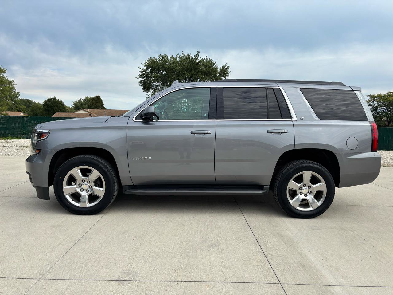 Used 2018 Chevrolet Tahoe LT AWD/4WD image 2