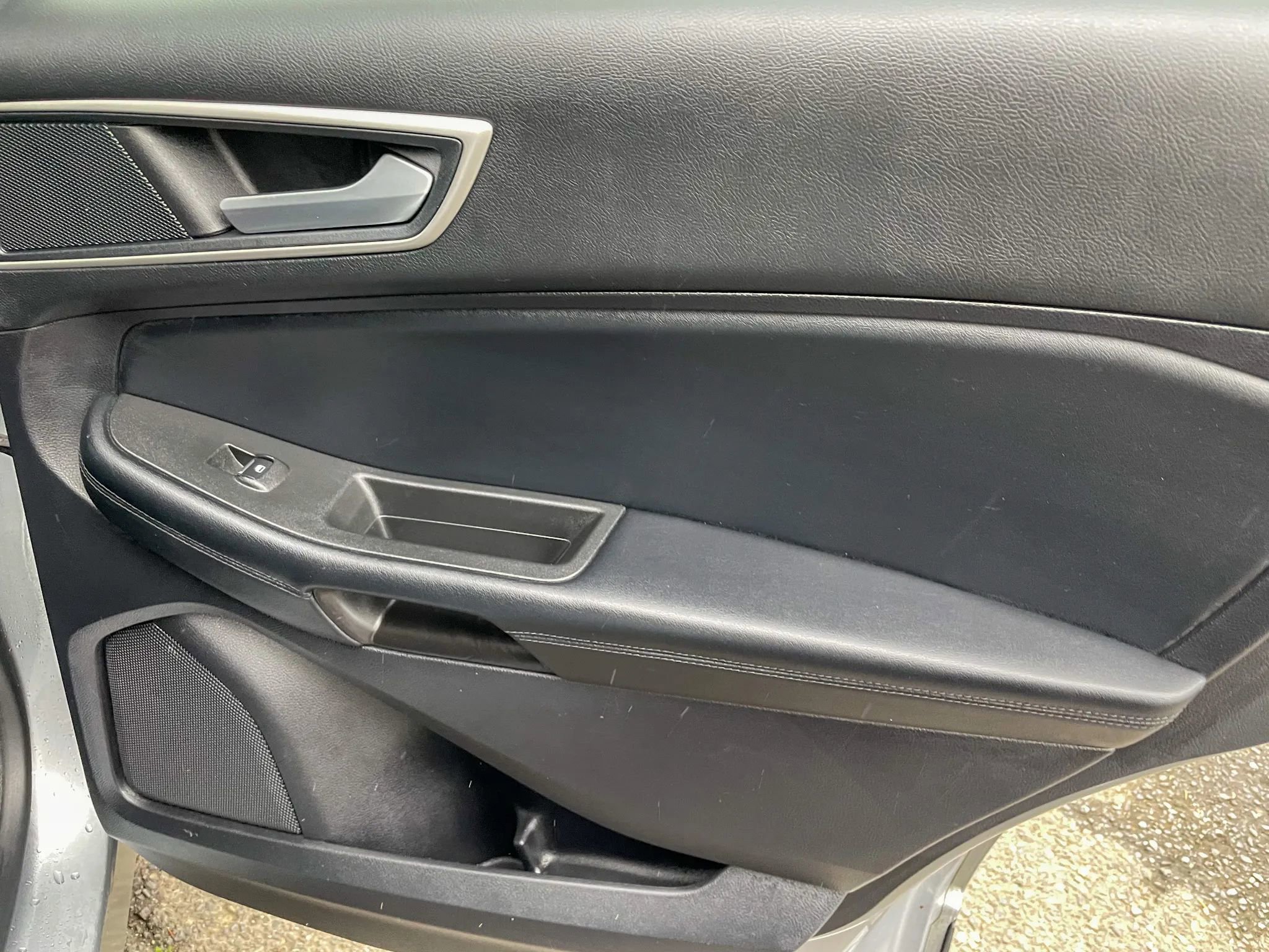 Used 2021 Ford Edge SEL w/ Cargo Accessory Package image 31