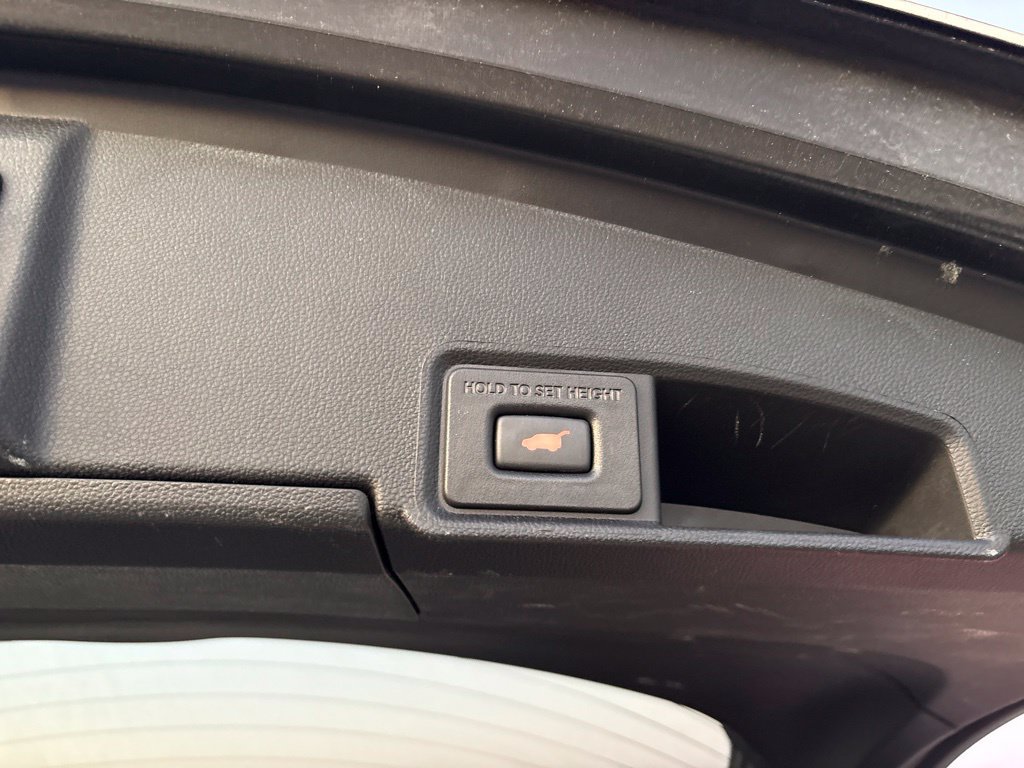 Used 2023 Acura RDX w/ Advance Package FWD image 10