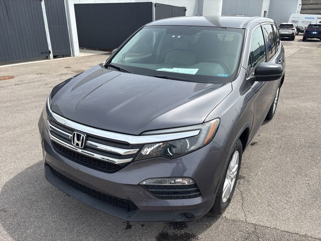 Used 2018 Honda Pilot LX image 5