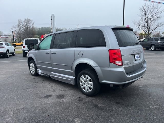 Used 2017 Dodge Grand Caravan SE w/ Power Window Group image 33