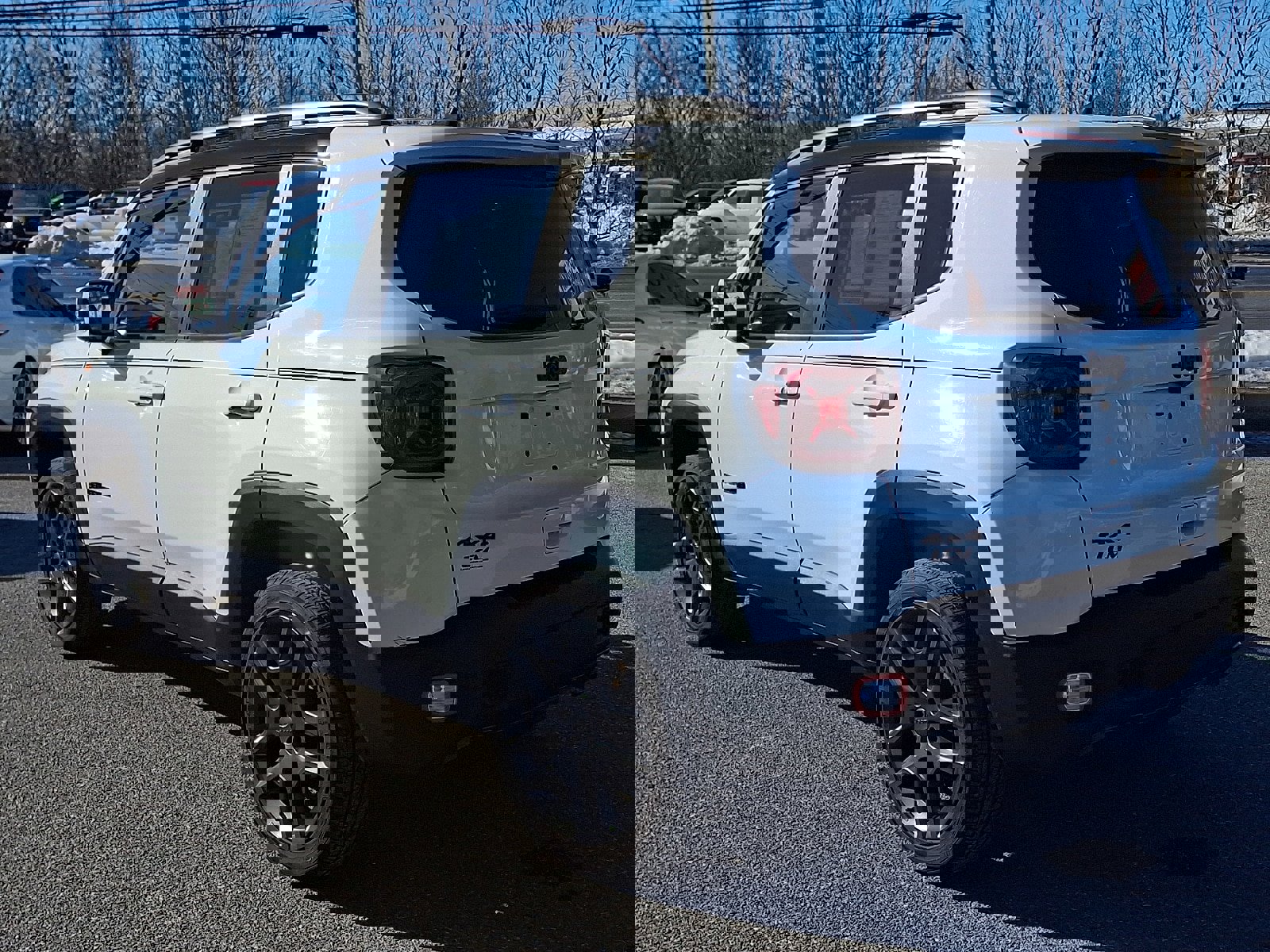 Used 2020 Jeep Renegade Altitude image 6