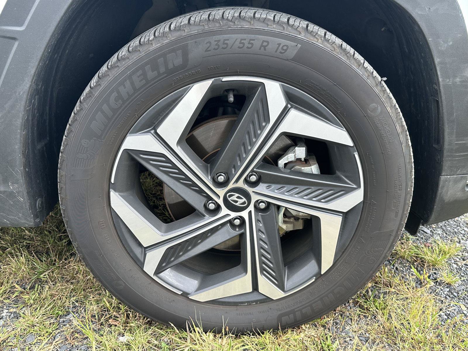 Certified 2024 Hyundai Tucson Limited AWD/4WD image 10