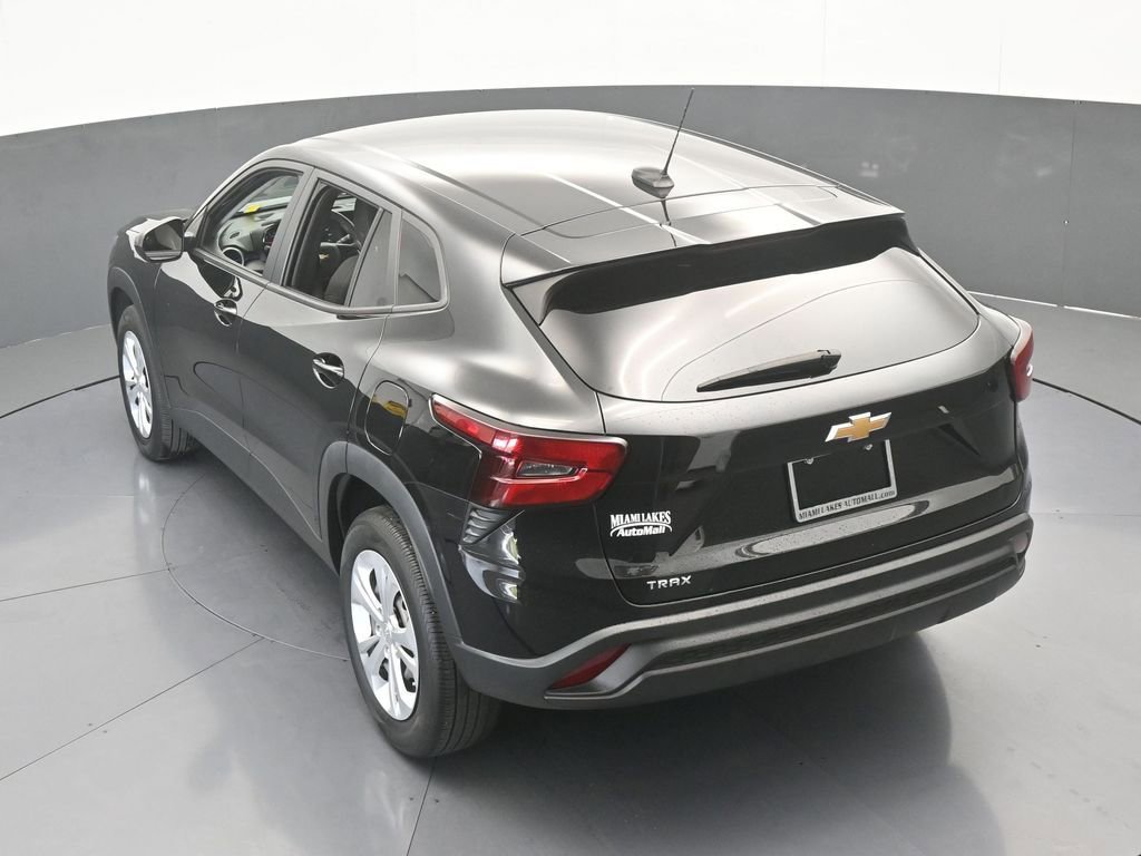Used 2024 Chevrolet Trax LS image 48