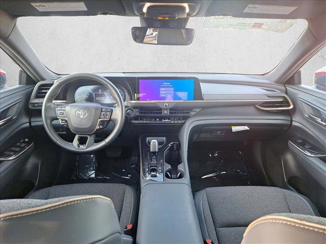 Certified 2024 Toyota Crown XLE w/ Carpet Mat Package (TMS) image 17