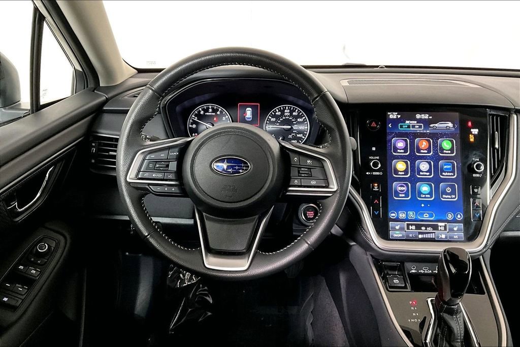 Used 2025 Subaru Outback Premium image 5
