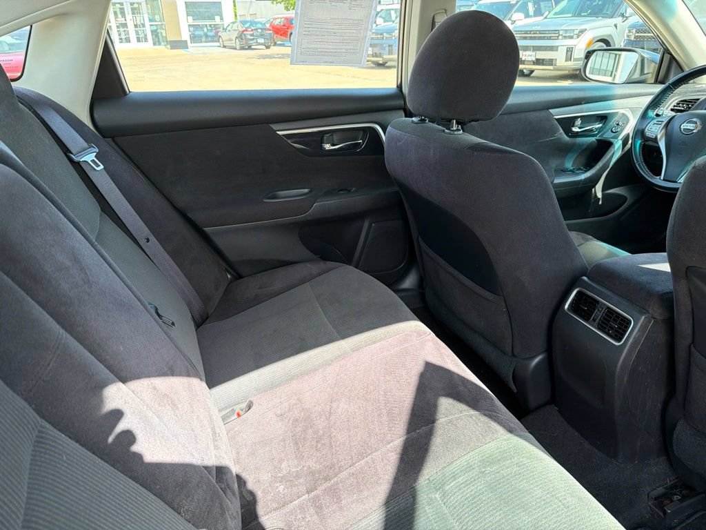 Used 2013 Nissan Altima 2.5 SV FWD image 12