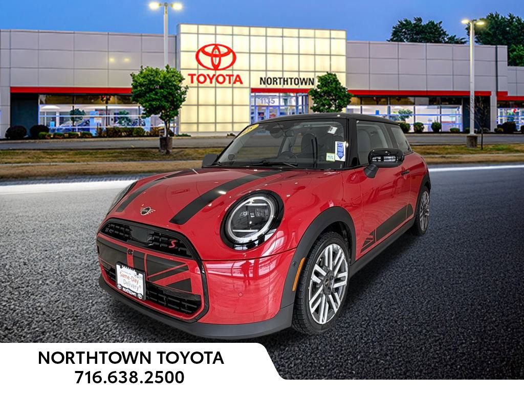 Used 2025 MINI Cooper S image 1
