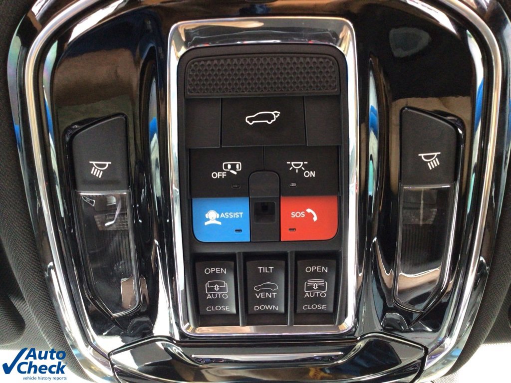 Used 2023 Jeep Grand Cherokee Summit w/ Advanced Protech Group IV image 29