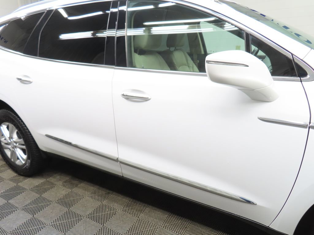 Used 2019 Buick Enclave Essence image 31