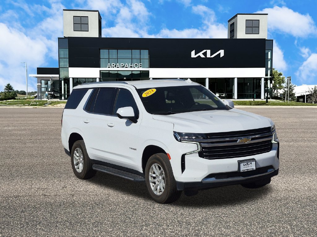 Used 2024 Chevrolet Tahoe LT AWD/4WD image 2
