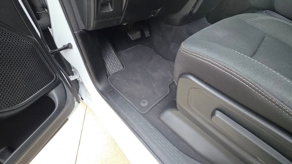 Used 2025 RAM 1500 Tradesman AWD/4WD image 21