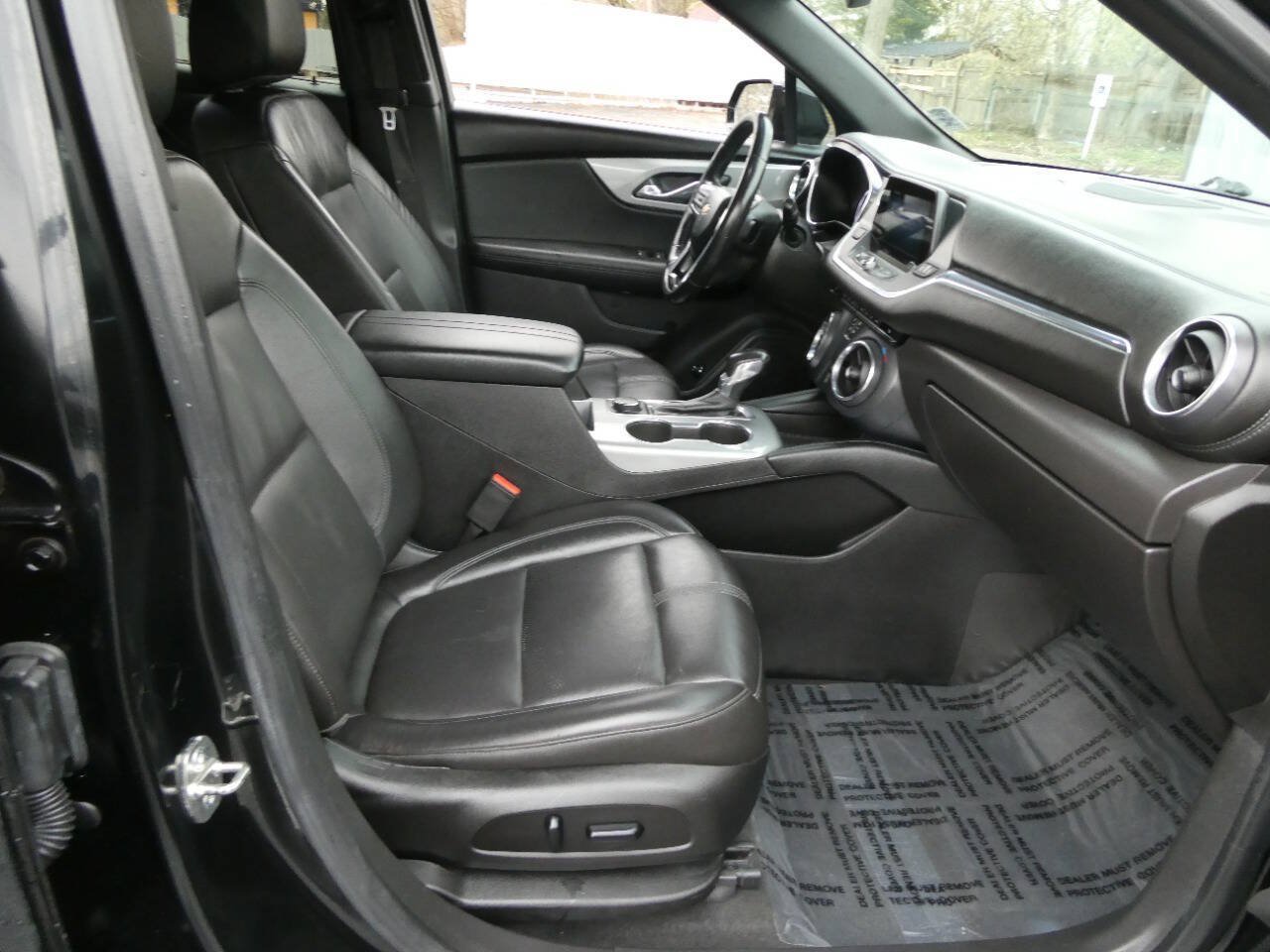 Used 2019 Chevrolet Blazer LT FWD image 27
