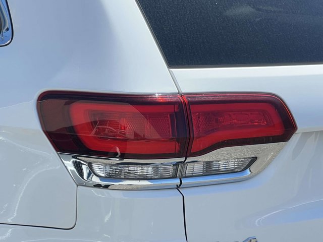 Certified 2020 Jeep Grand Cherokee Limited w/ Luxury Group II AWD/4WD image 8