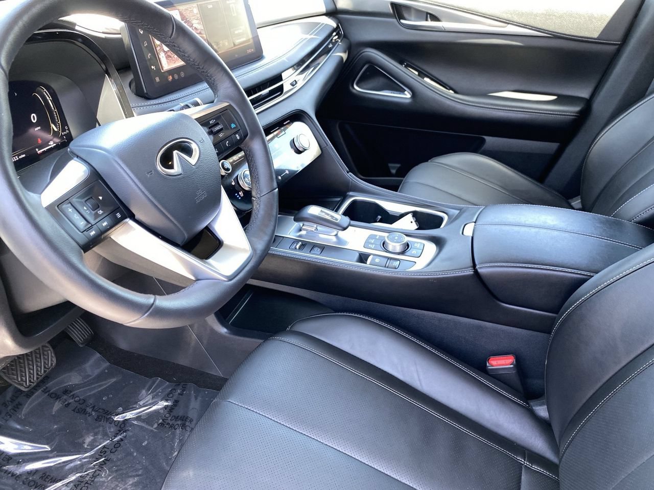 Certified 2026 INFINITI QX60 Luxe w/ Cargo Package FWD image 30
