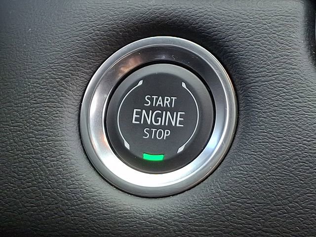 Used 2025 GMC Canyon Elevation image 31