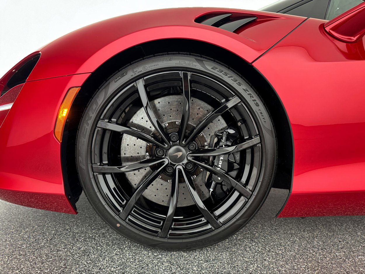 New 2025 McLaren Artura Spider image 28