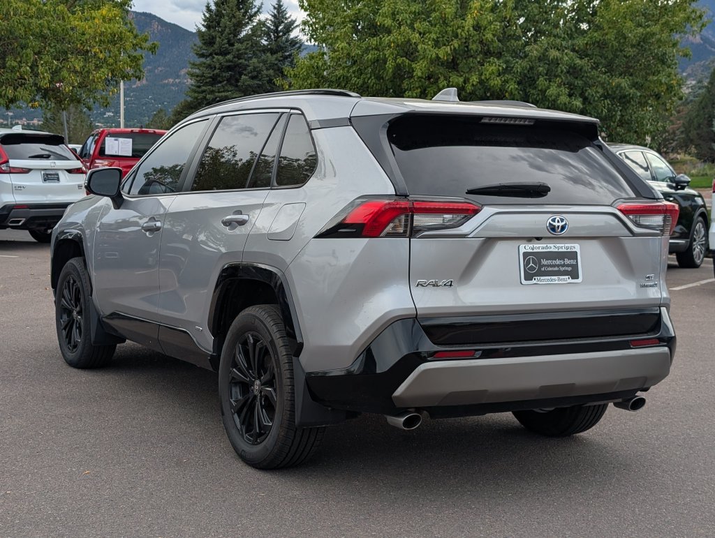 Used 2024 Toyota RAV4 SE AWD/4WD image 7