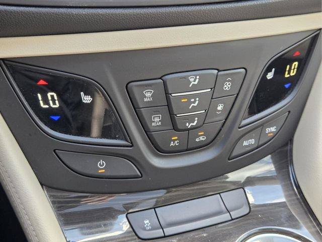 Certified 2020 Buick Envision Essence w/ Experience Buick Package FWD image 27