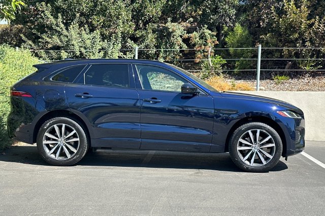 Certified 2025 Jaguar F-PACE R-Dynamic S AWD/4WD image 6