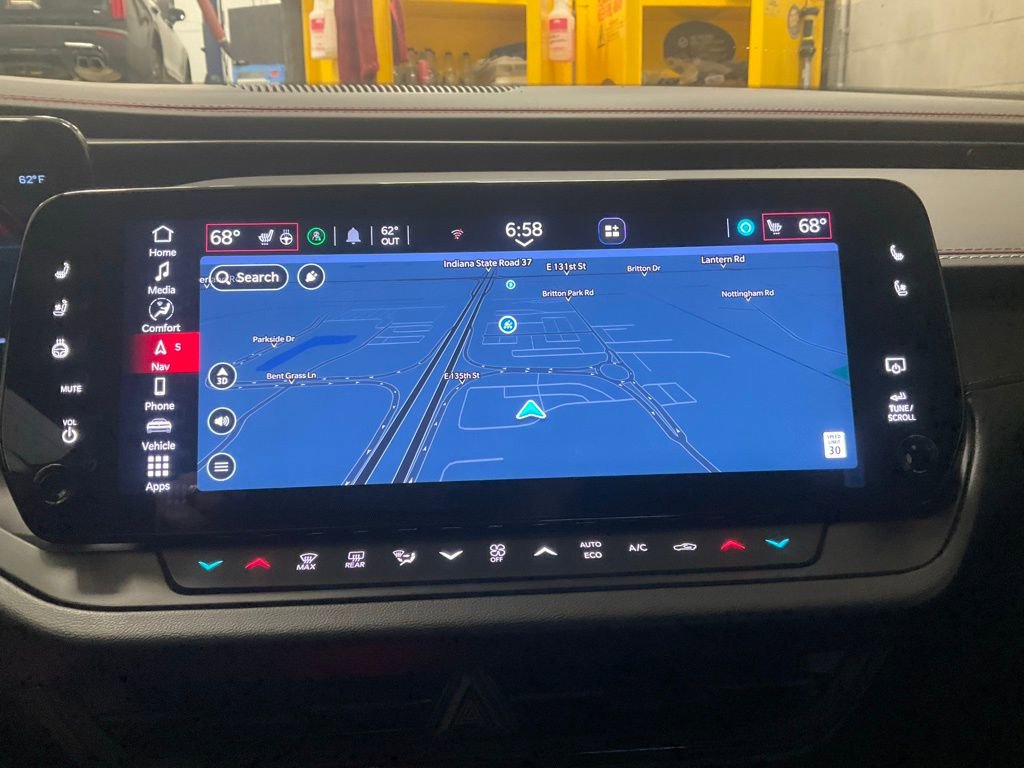 Used 2024 Dodge Charger R/T w/ Plus Group image 21