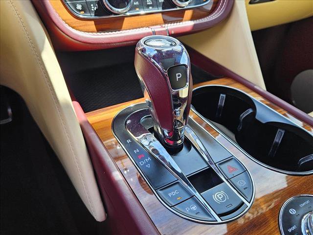 Used 2019 Bentley Bentayga image 13