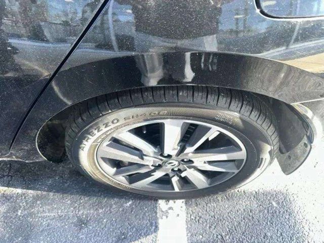 Used 2024 Nissan Versa S w/ S Plus Package FWD image 17