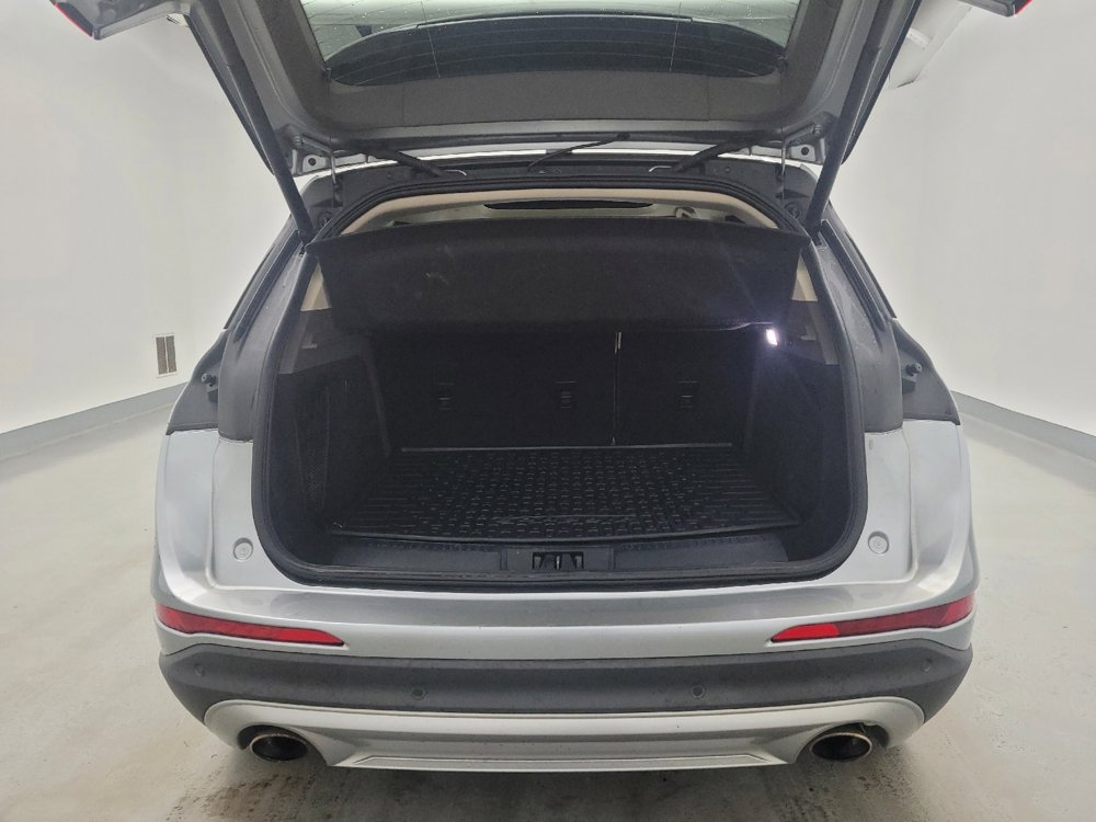 Used 2021 Lincoln Corsair AWD w/ Premium Package image 29