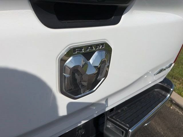 Used 2023 RAM 1500 Big Horn AWD/4WD image 50