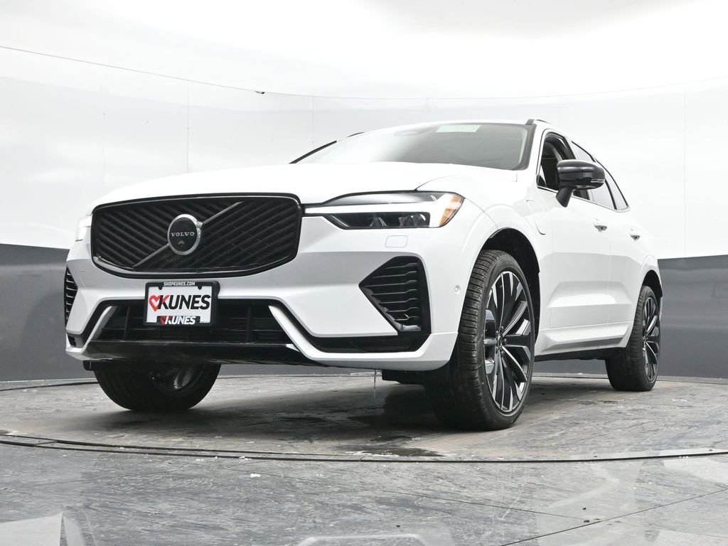 New 2026 Volvo XC60 T8 Ultra w/ Climate Package image 41