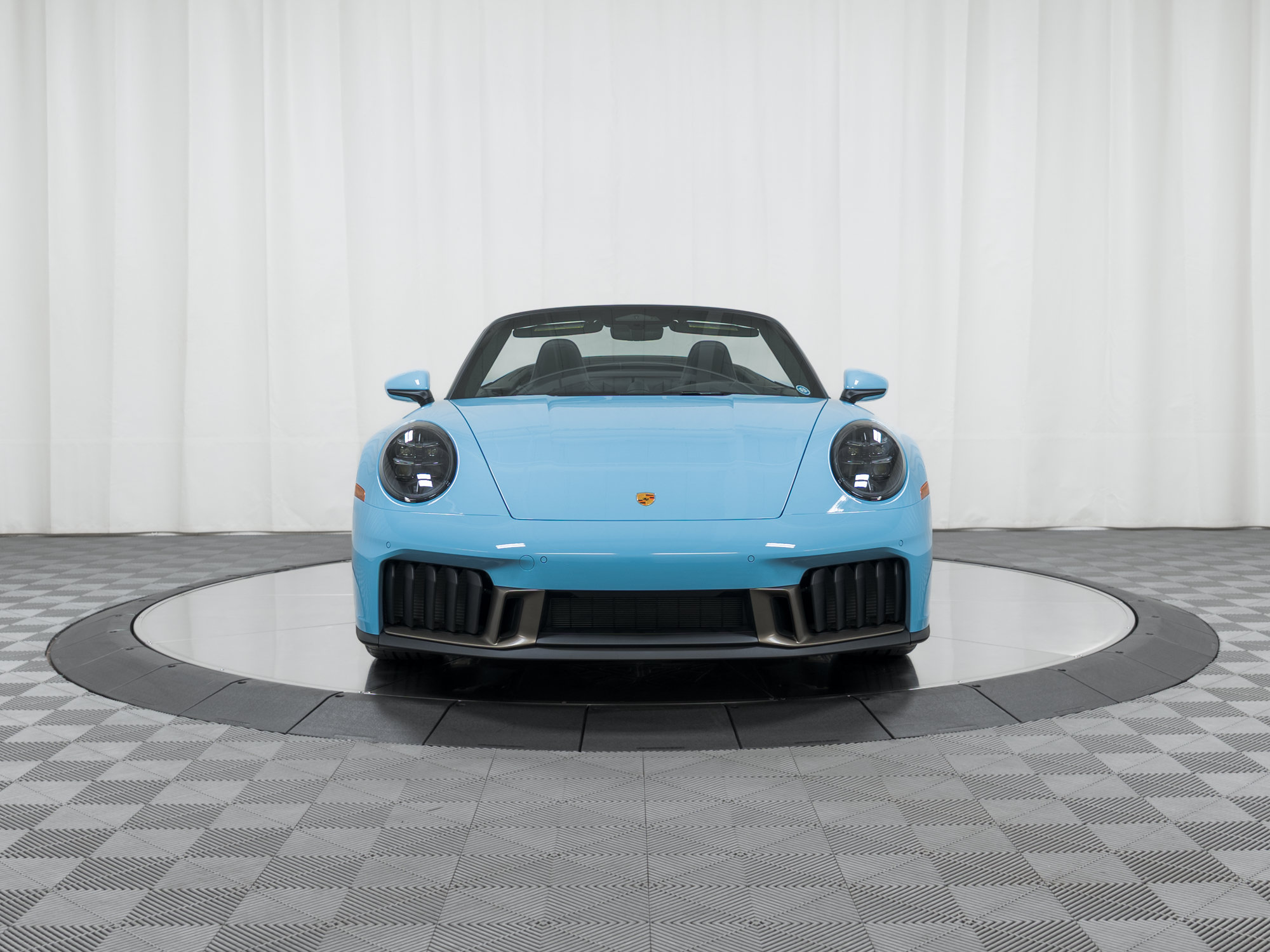 Used 2026 Porsche 911 GTS RWD image 10