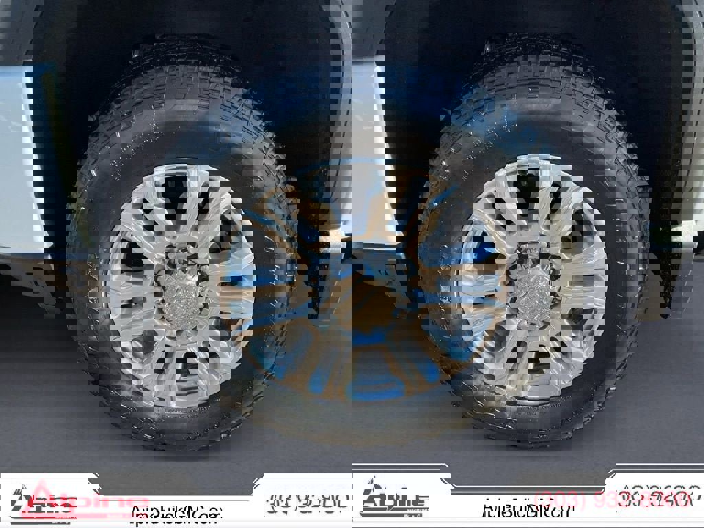 Used 2023 GMC Sierra 3500 Denali w/ Denali Ultimate Package image 14