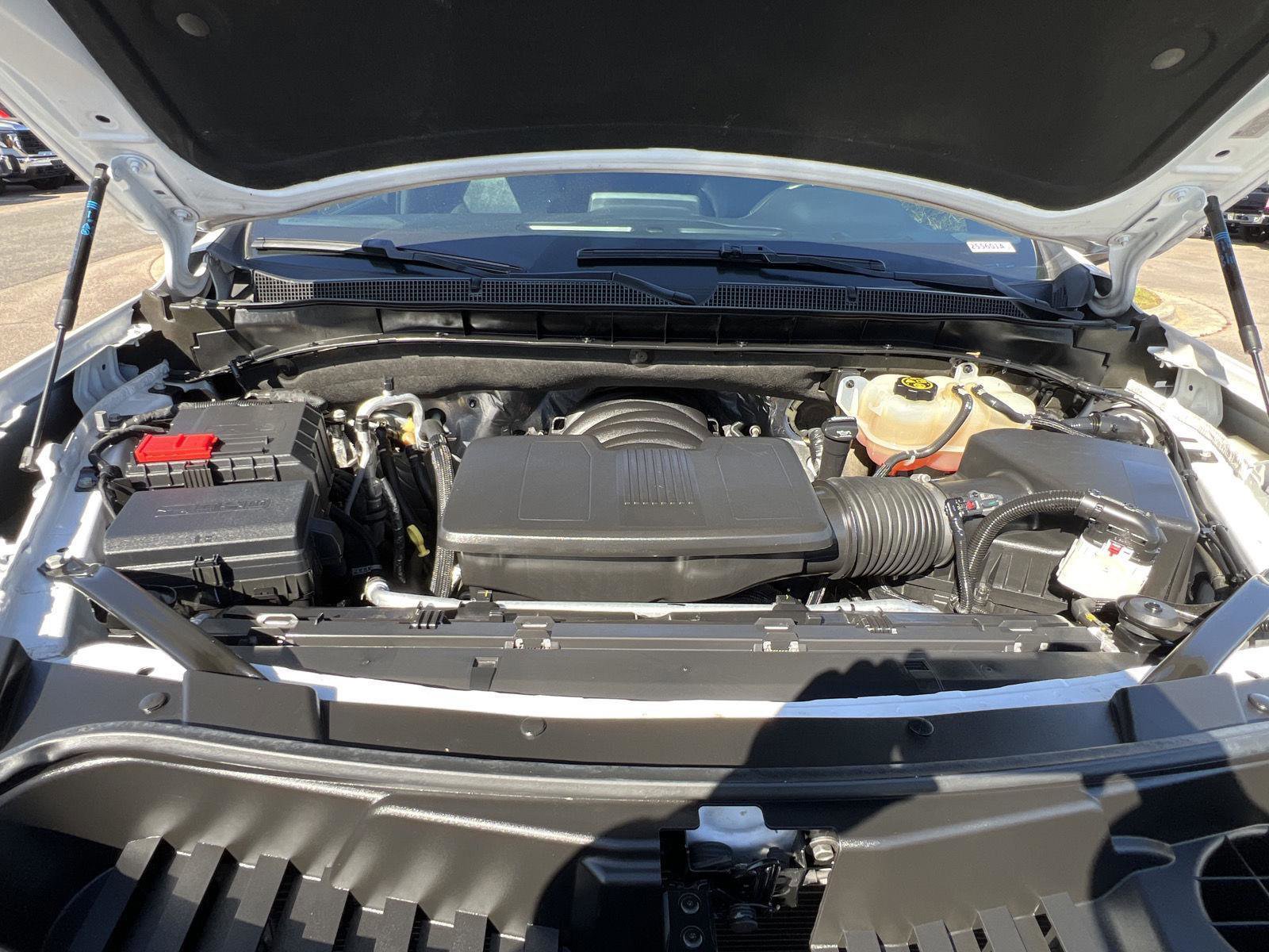 Used 2023 Chevrolet Suburban Z71 image 41