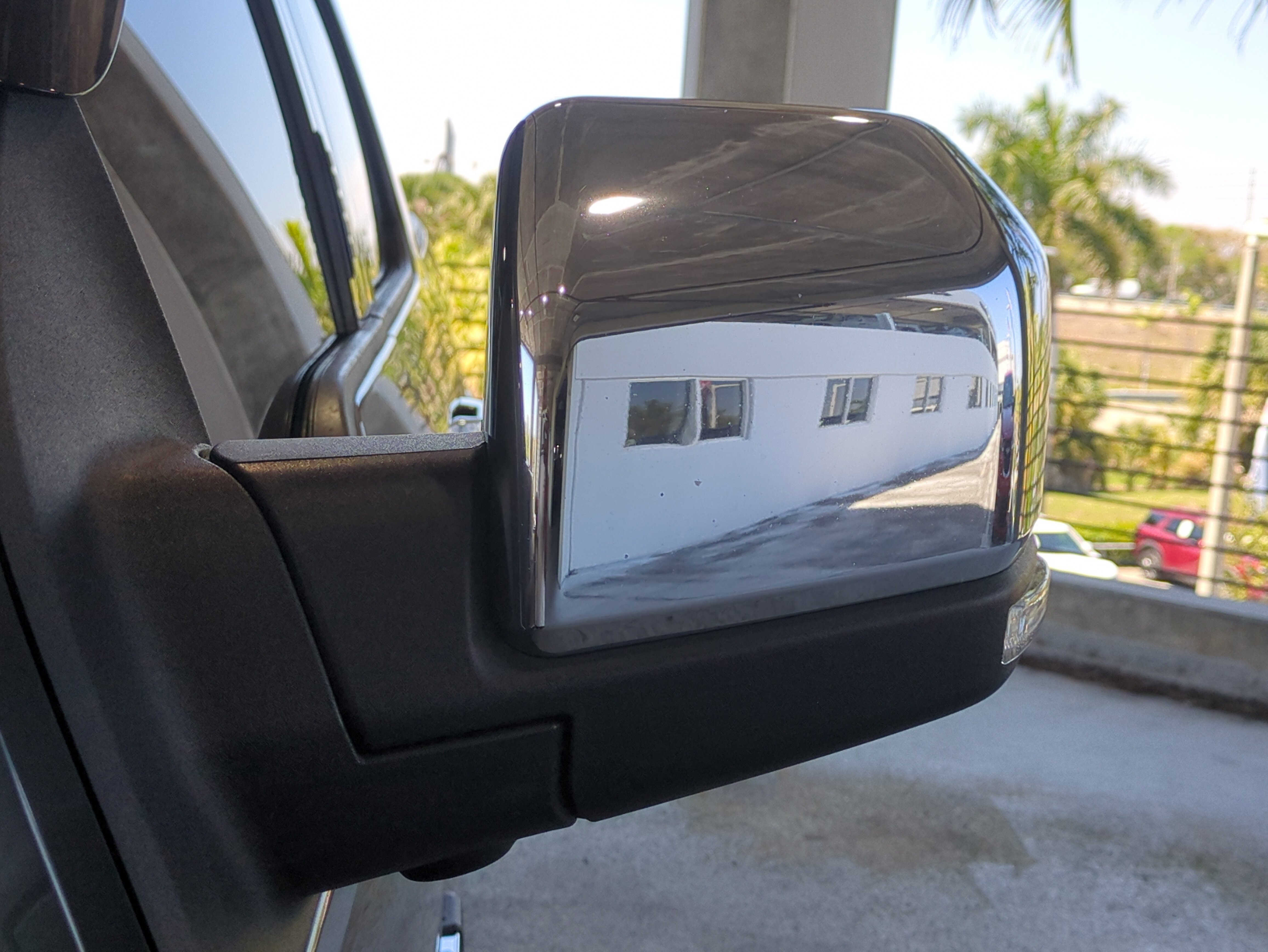 Used 2015 Ford F150 Lariat w/ Equipment Group 502A Luxury image 12