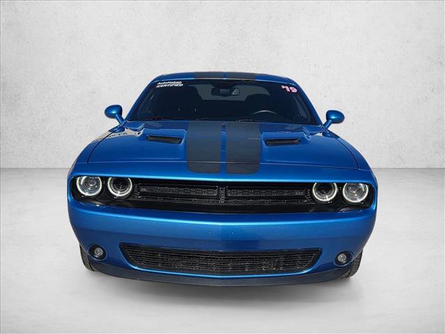 Used 2019 Dodge Challenger SXT w/ Blacktop Package image 2