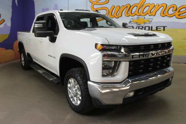 Used 2020 Chevrolet Silverado 2500 LT w/ Convenience Package AWD/4WD image 4